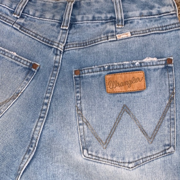 Billabong x Wrangler Flared Patch Jeans - Picture 3 of 8